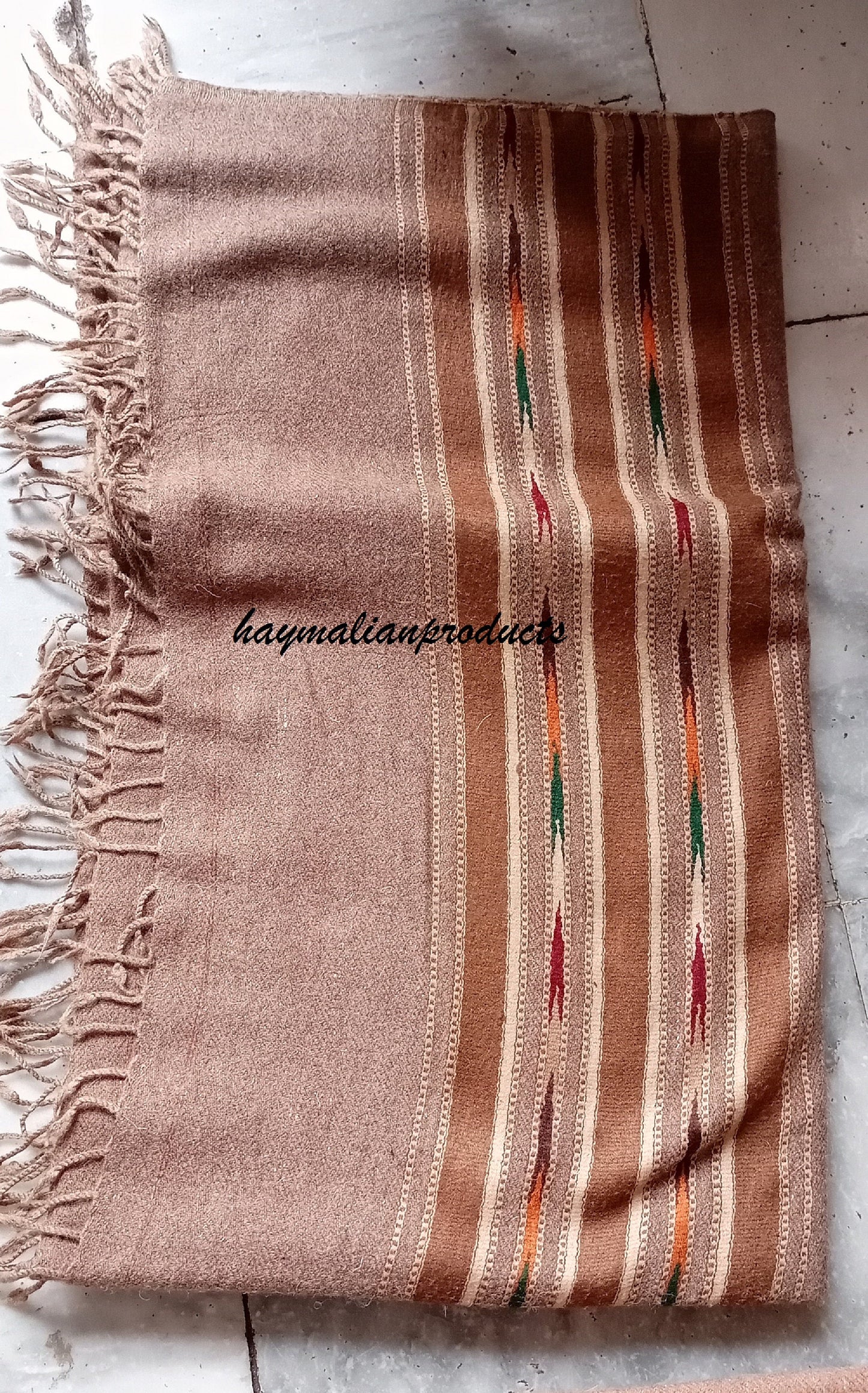 Afghan Wool Blanket Shawl: Traditional Winter Patu