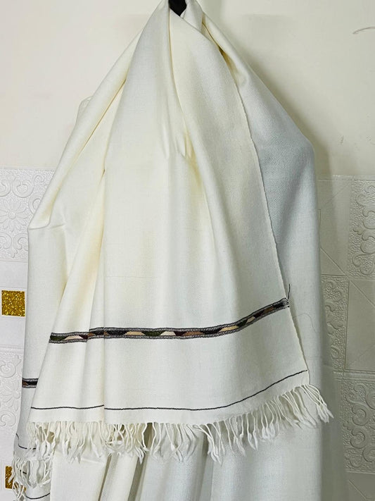 Afghan Wool Patu: Traditional Off-White Shawl Blanket
