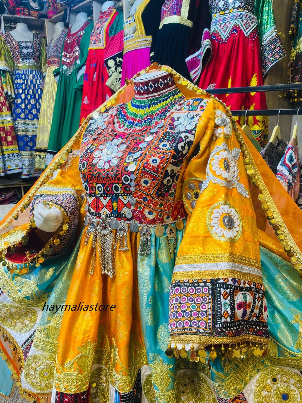 Afghan Kuchi Dress: Embroidered 3-Piece Set with Charma Dozi